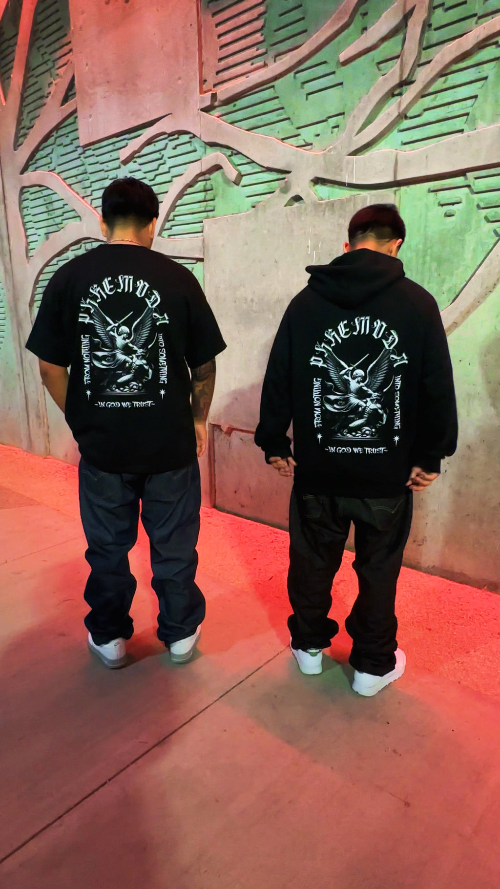 Step on the serpent black hoodie🐍💯