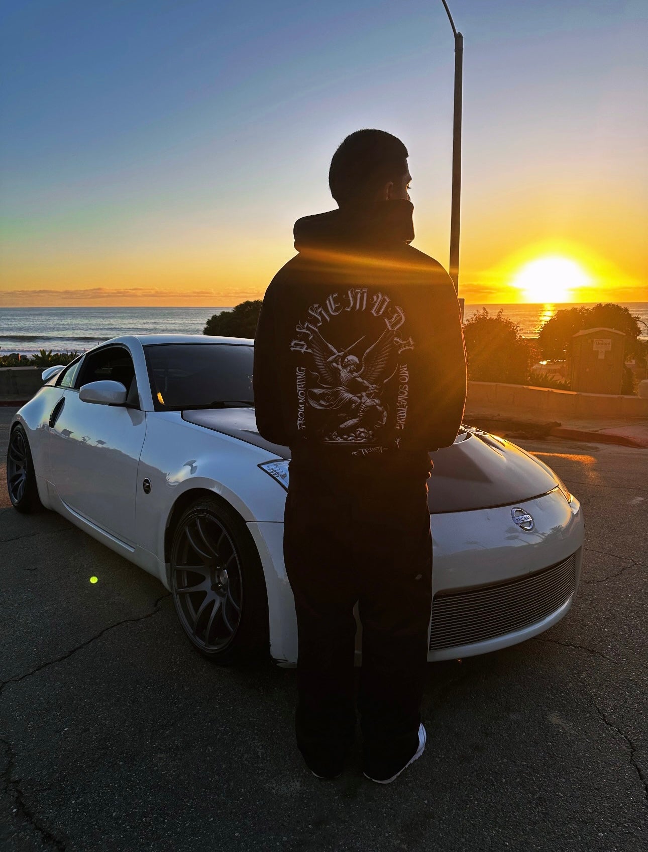 Step on the serpent black hoodie🐍💯